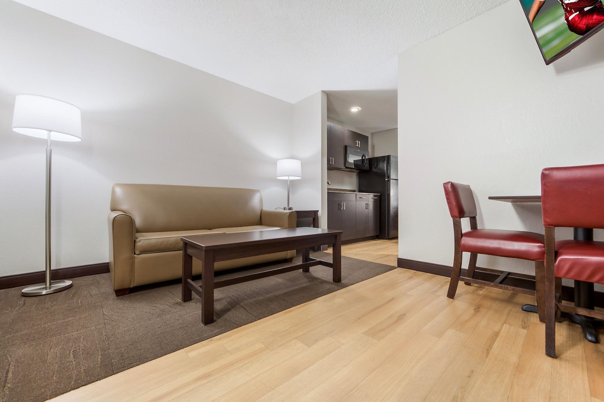 Red Roof Inn & Suites Omaha - Council Bluffs Ngoại thất bức ảnh